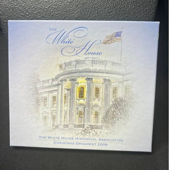 The White House Historical Association Christmas Ornament 2009 - Picture 4 of 5